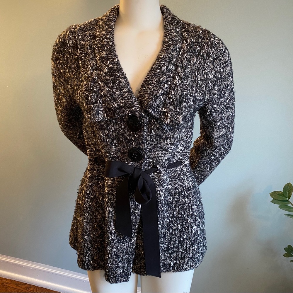 Classiques Entier Black, Gray and White Sweater